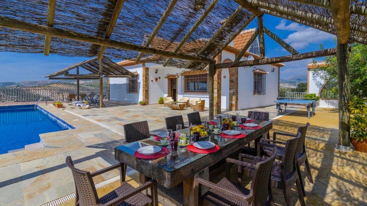 La Villa Del Lago Iznajar By Ruralidays Bagian luar foto