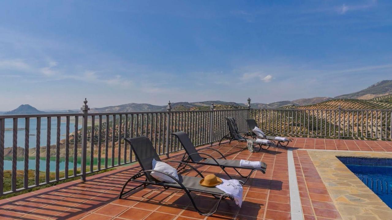 La Villa Del Lago Iznajar By Ruralidays Bagian luar foto