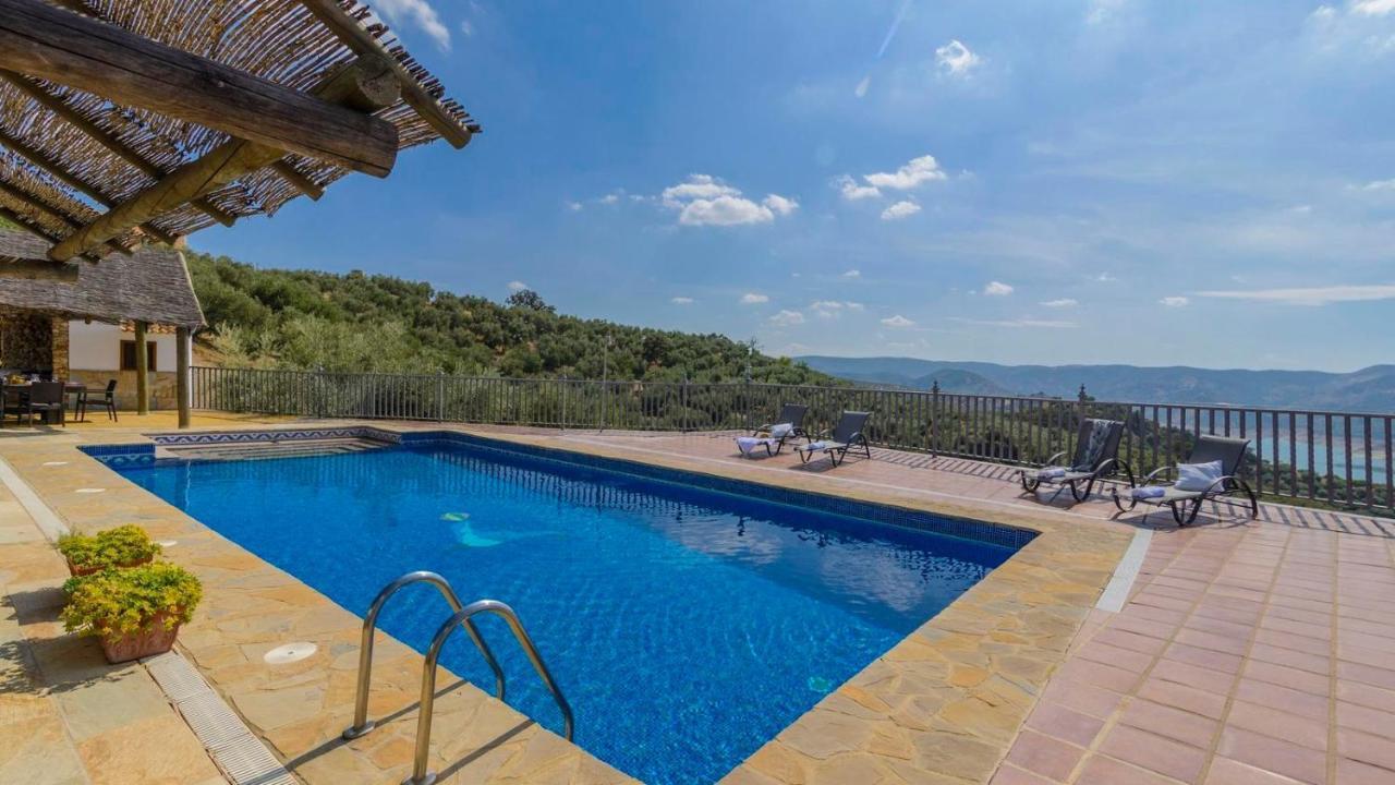 La Villa Del Lago Iznajar By Ruralidays Bagian luar foto