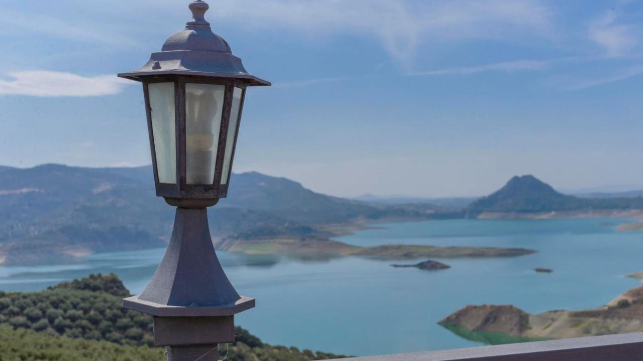 La Villa Del Lago Iznajar By Ruralidays Bagian luar foto