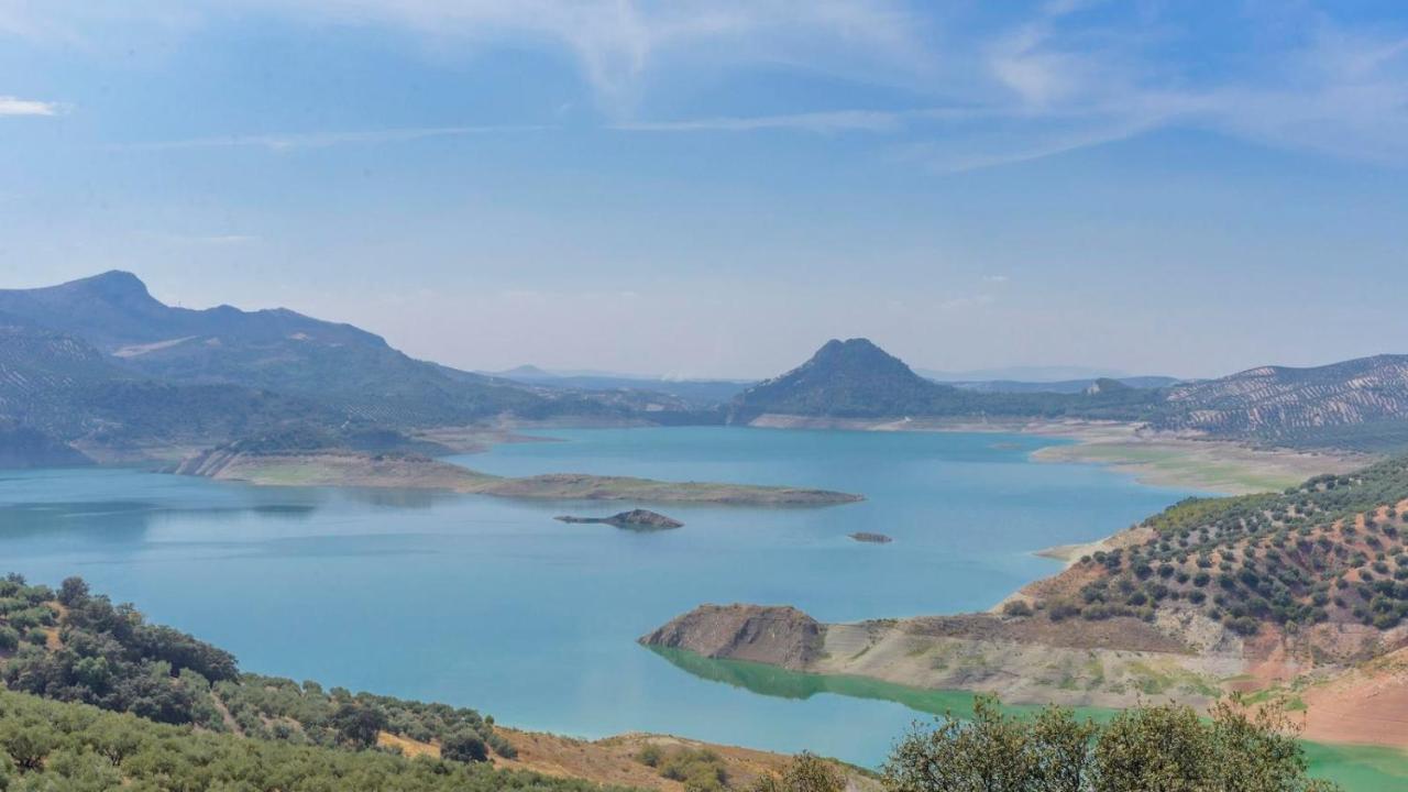 La Villa Del Lago Iznajar By Ruralidays Bagian luar foto