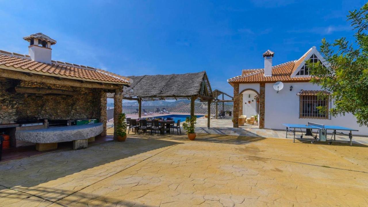 La Villa Del Lago Iznajar By Ruralidays Bagian luar foto